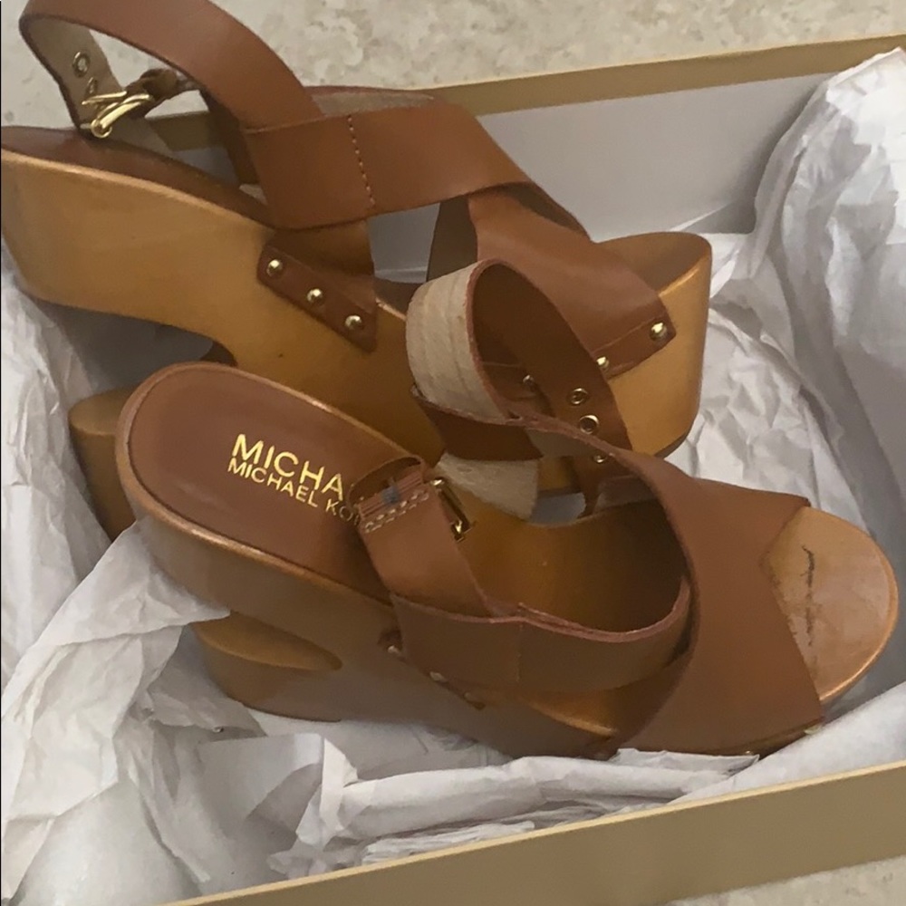 Wedge sandals
